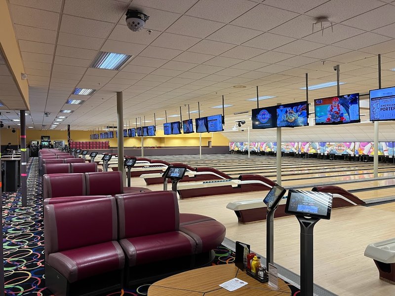 Bowl-O-Rama Family Fun Center photo 3