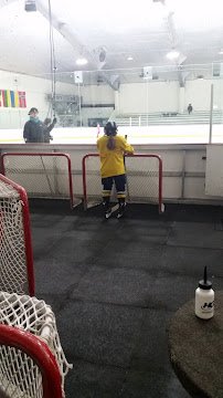 LA Kings Ice Burbank (Pickwick) photo 4