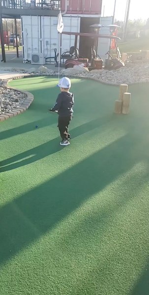 Heartland Mini Golf photo 2