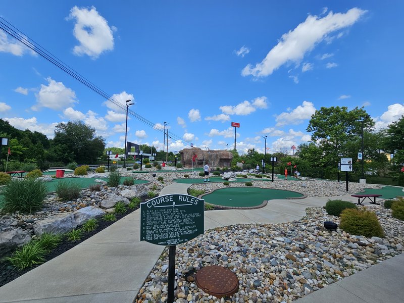 Heartland Mini Golf photo 3