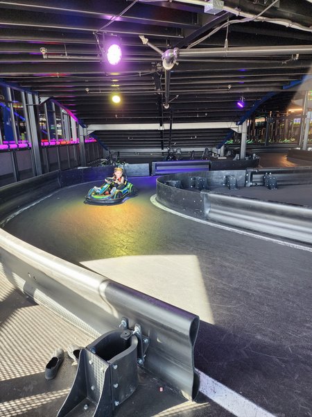 Andretti Indoor Karting and Games Chandler photo 3