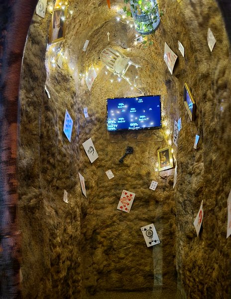 Wonderland on Broadway photo 3