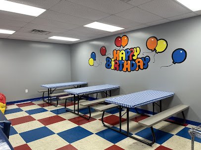 Jump!Zone Party Play Center photo 6