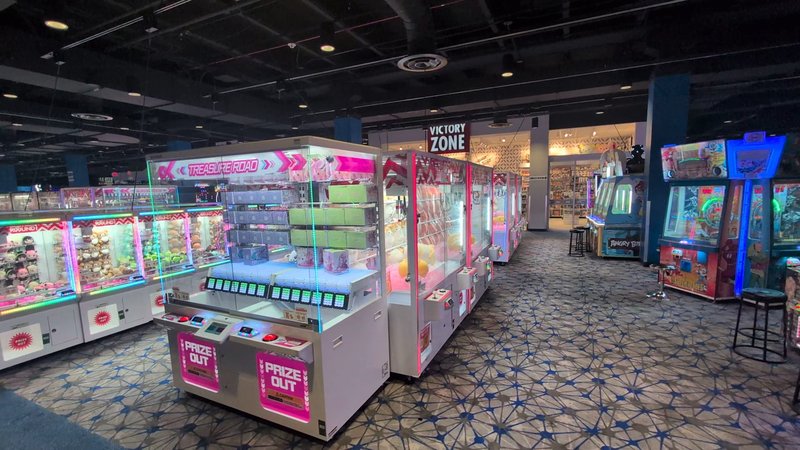Round1 Bowling & Arcade - North Riverside photo 2