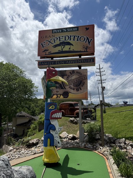 Putt 'N Stuff Family Fun Center photo 5