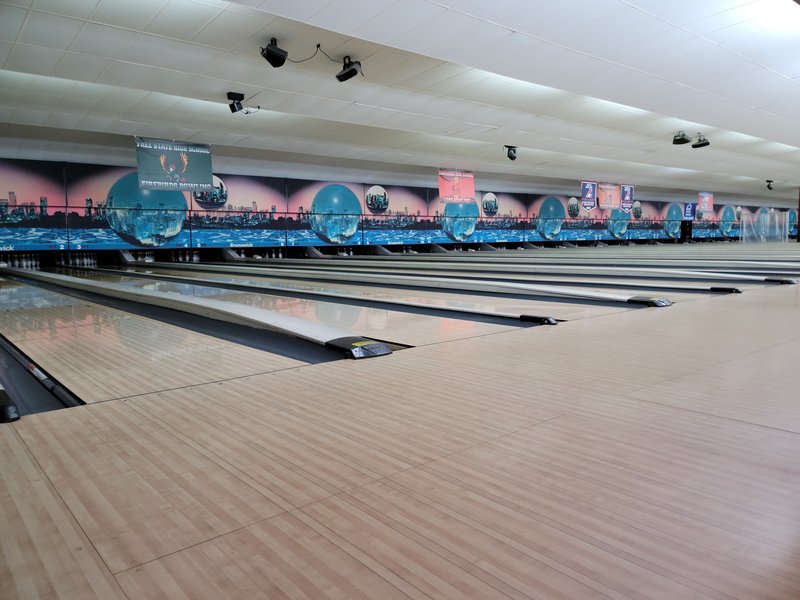 Royal Crest Lanes
