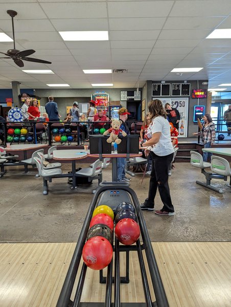 Royal Crest Lanes photo 6