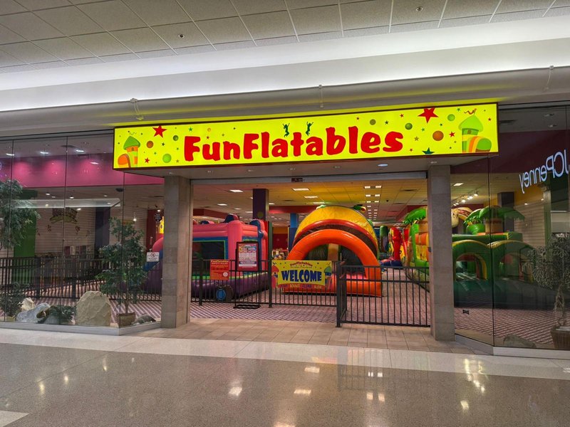 FunFlatables - Lombard