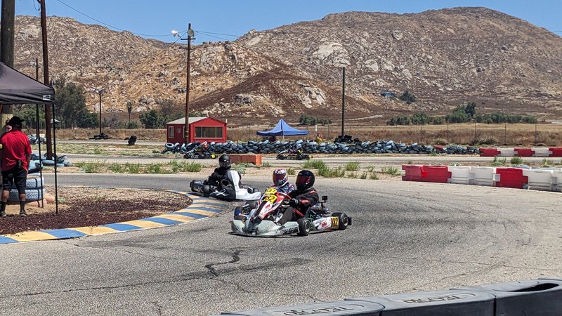 Apex Kart Racing photo 3