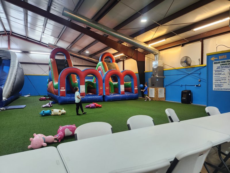 Party Zone by R & R Amusements photo 3