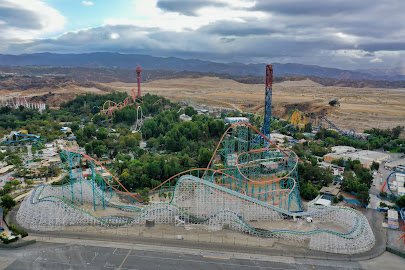 Six Flags Magic Mountain photo 3