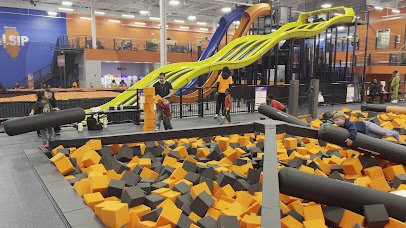 Sky Zone Alsip