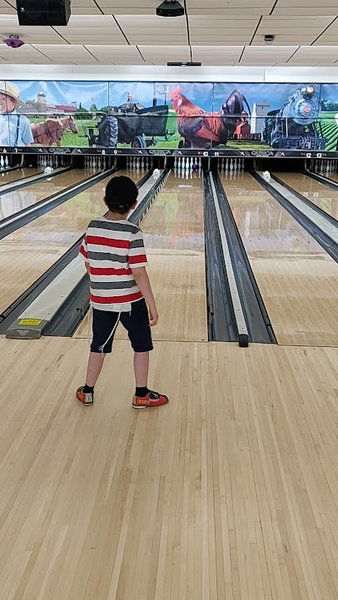 Leisure Bowling and Golf Center Lancaster photo 2