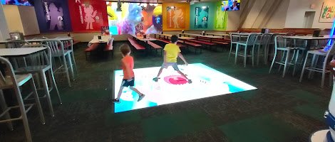 Chuck E. Cheese photo 2