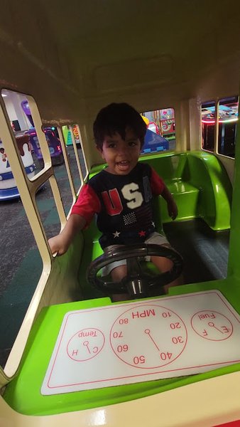 Chuck E. Cheese photo 6