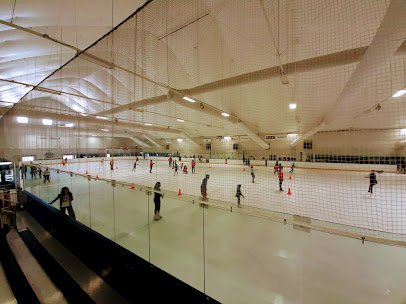 Pasadena Ice Skating Center photo 3