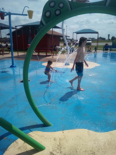Grove Splash Pad photo 3