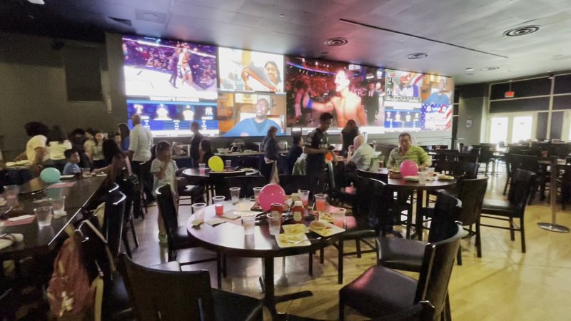 Dave & Buster's Westbury photo 2