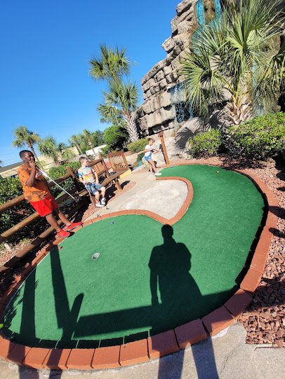 Rainbow Falls Mini Golf photo 3