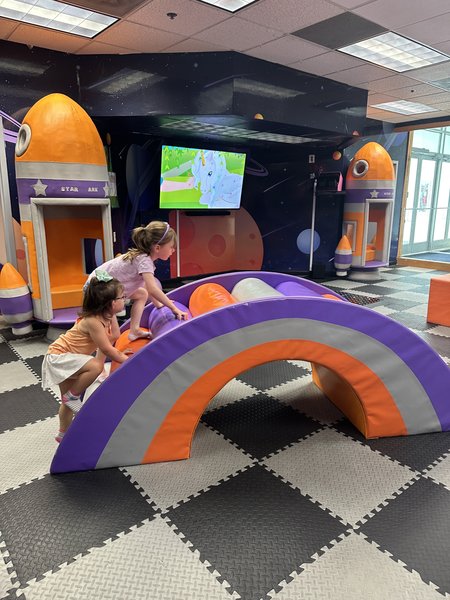 Star Park Indoor Playground – Cherry Hill Mall photo 4
