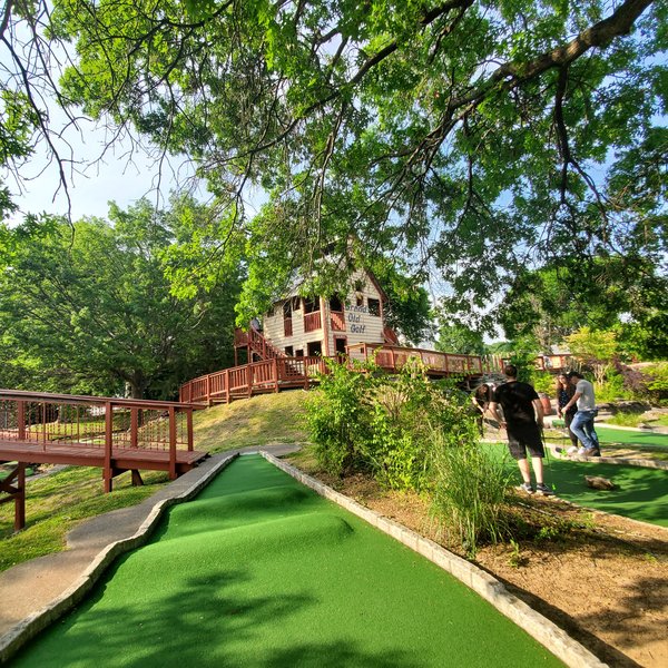 Grand Old Golf & Go-Karts photo 4