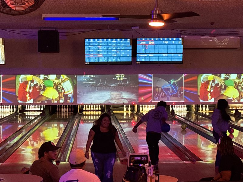 Retro Bowl AV photo 3