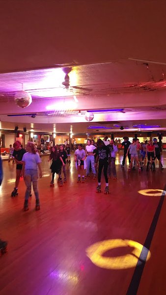 Idyl Wyld Roller Rink photo 3
