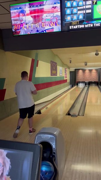 Continental Lanes photo 2
