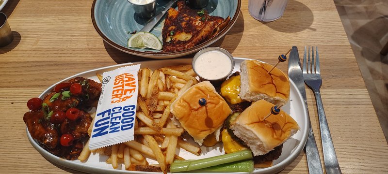 Dave & Buster's Lansing photo 3