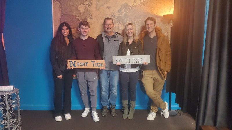 Worlds Away Escape photo 4