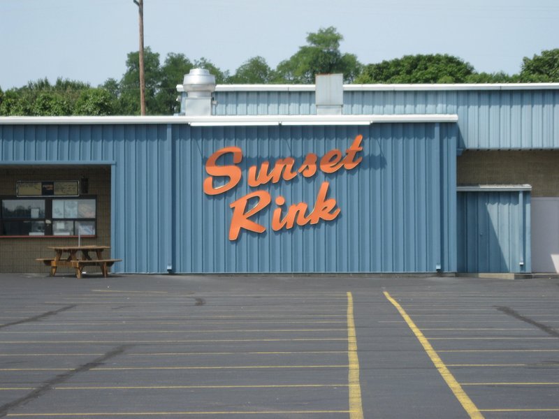 Sunset Skating Rink II photo 4