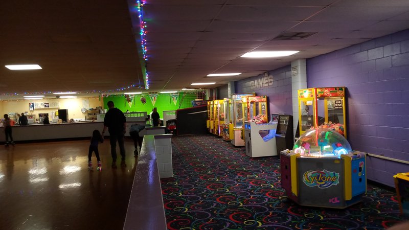 Round-A-Bout Skating Center- Goldsboro photo 4