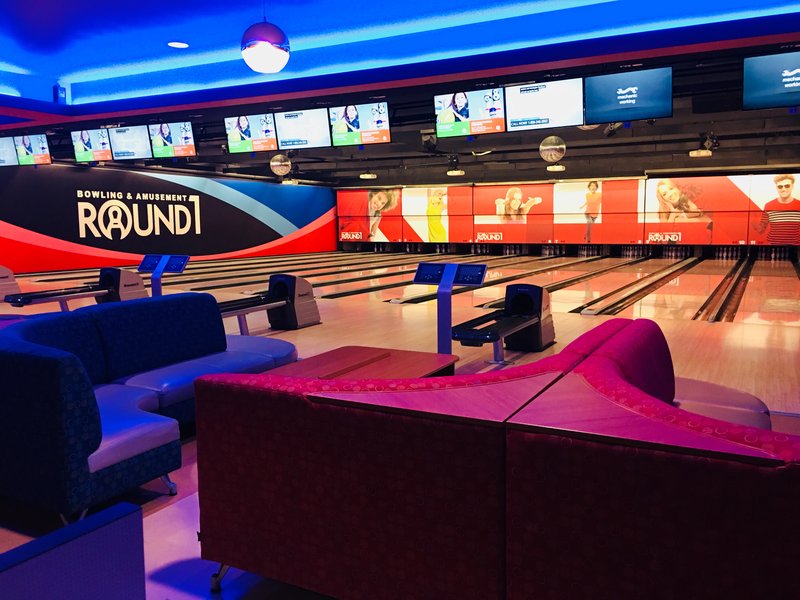 Round1 Bowling & Arcade Sunvalley Shopping Center photo 4