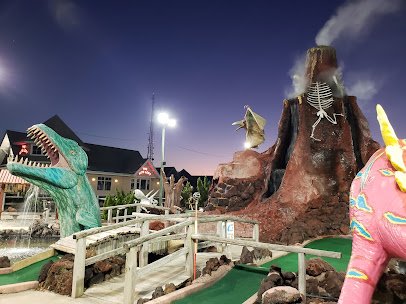 Old Pro Golf - 68th Street photo 4