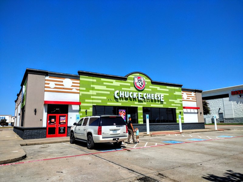 Chuck E. Cheese photo 4