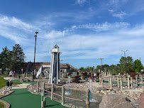 Missing Links Driving Range, Golf Course, Miniature Golf, Toptracer, Sports Bar photo 5