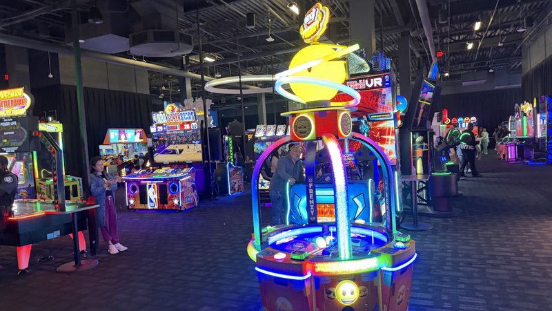 Dave & Buster's Daly City photo 5