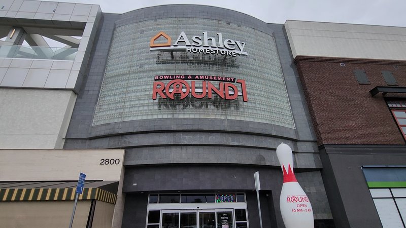 Round1 Amusement Center photo 2