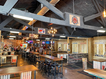 Hatchet Hangout - Axe Throwing St Pete photo 4