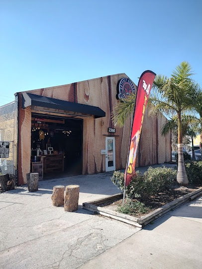 Hatchet Hangout - Axe Throwing St Pete photo 5