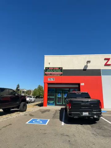 ZapZone Laser Tag & Axe Throwing photo 2