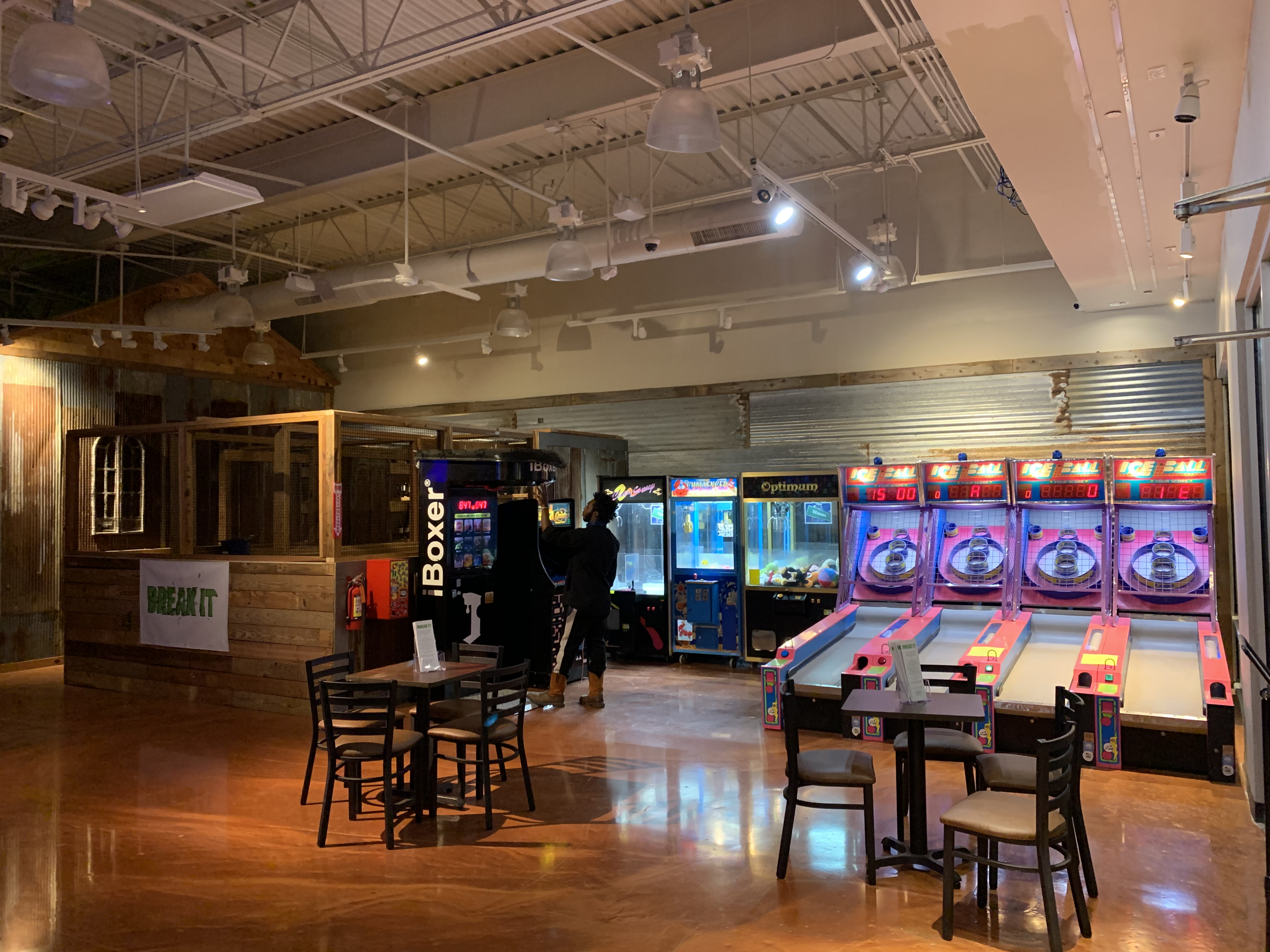 BreakiT Smash Rooms photo 4