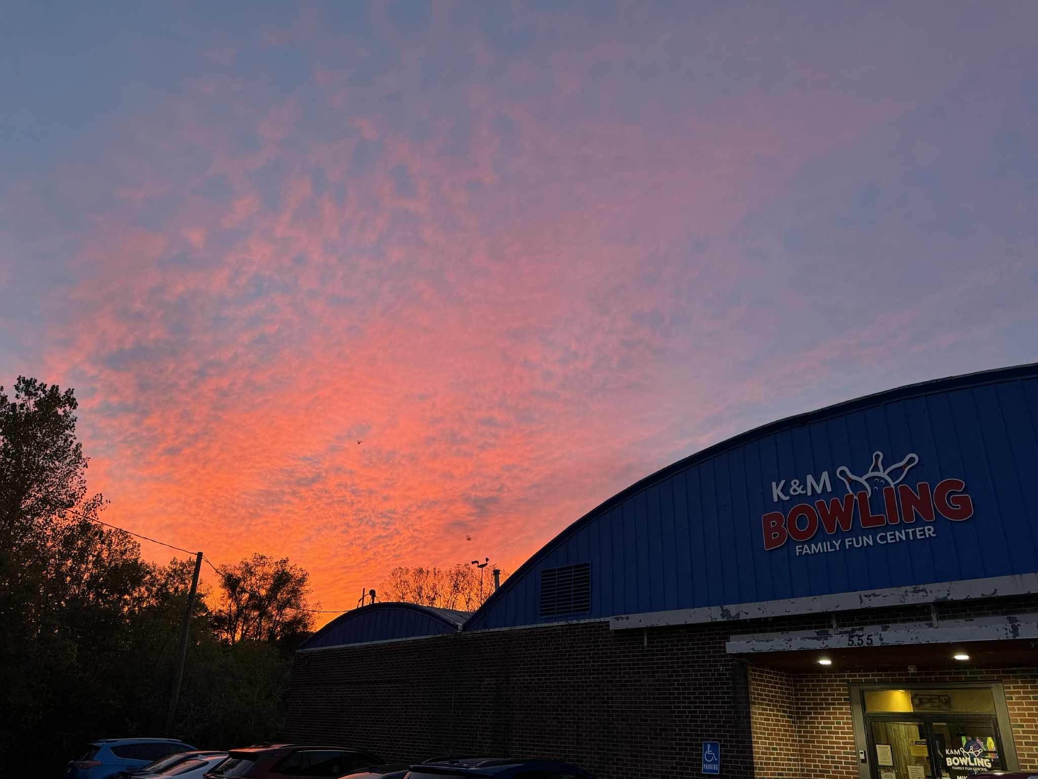 K&M Bowling & Family Fun Center