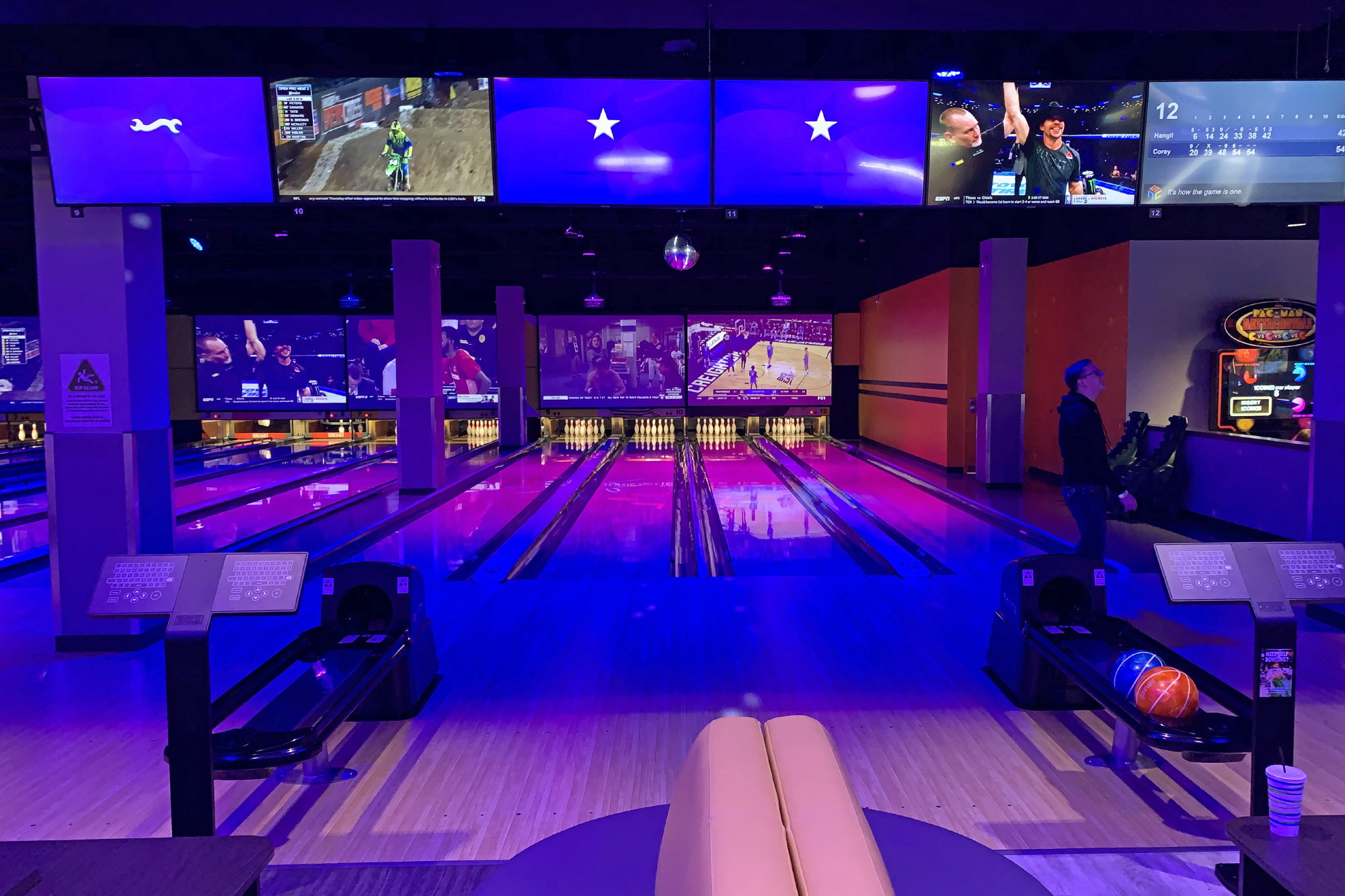 Round1 Bowling & Arcade The Mall at Fairfield Commons photo 4