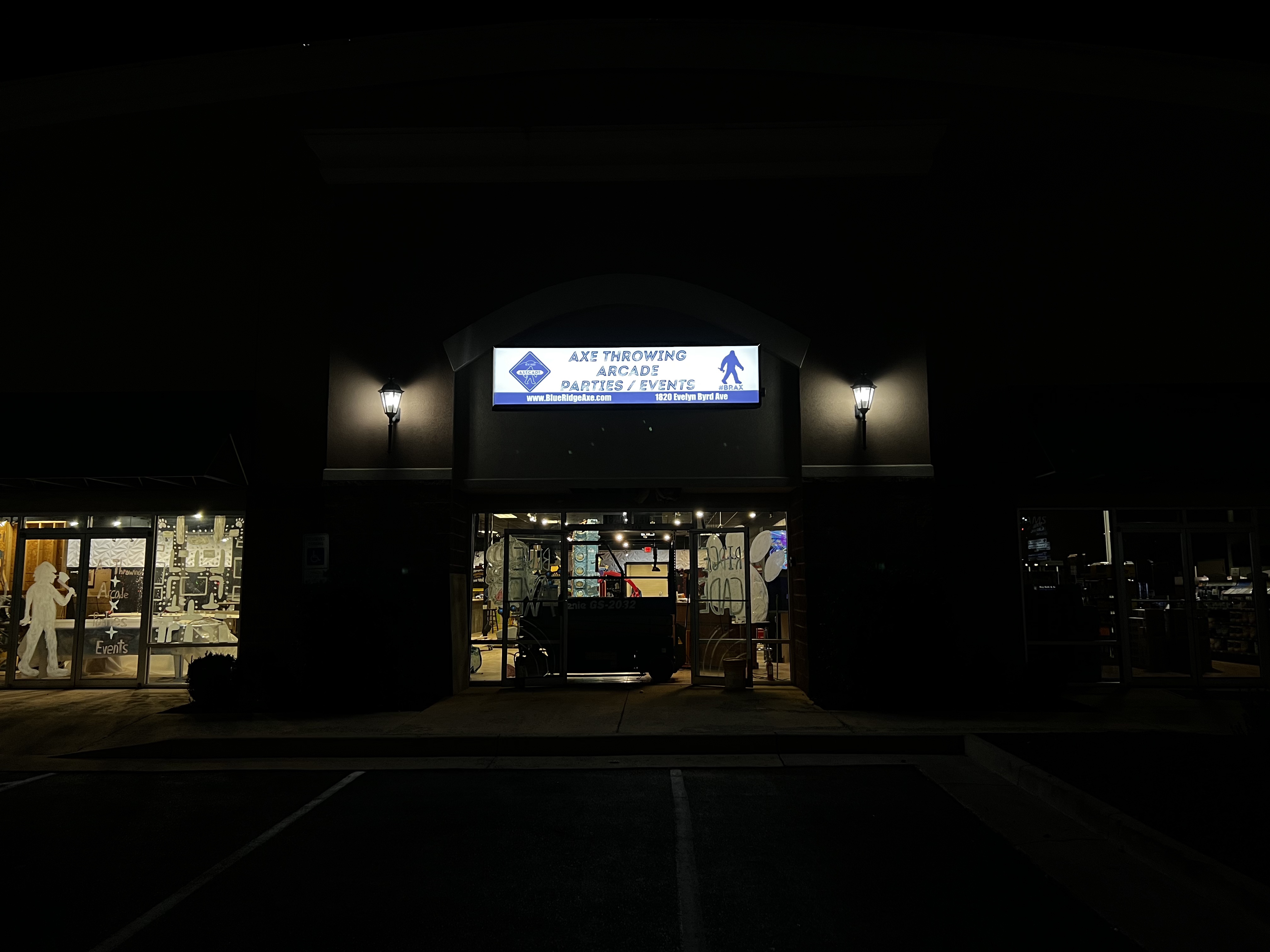 Blue Ridge AXEcade photo 6