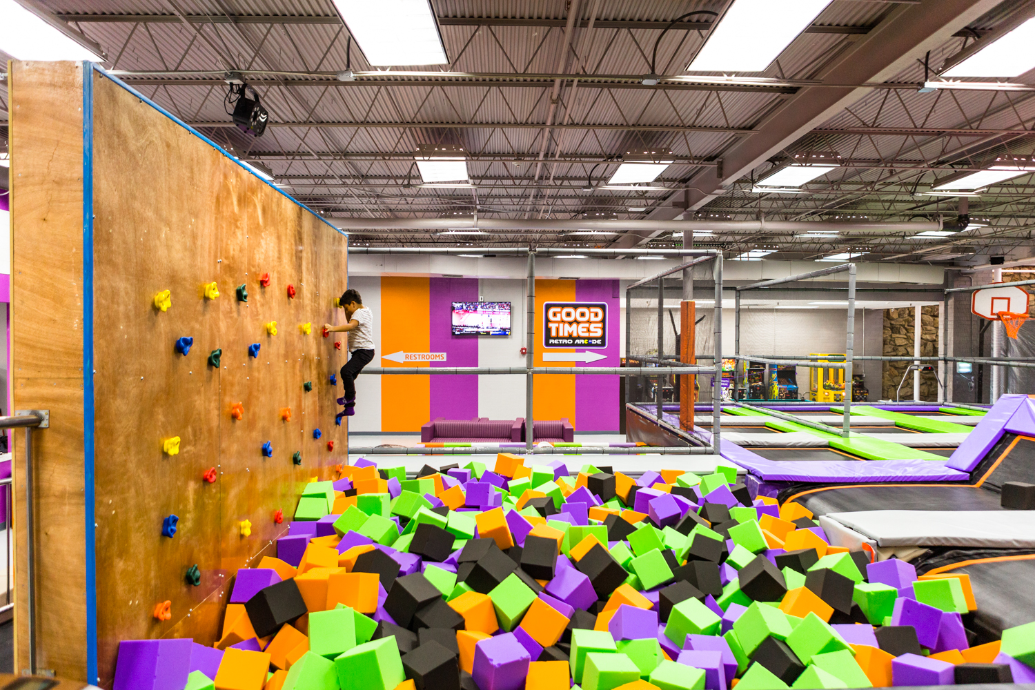 Axtion Air Jump & Sports Trampoline Park photo 3