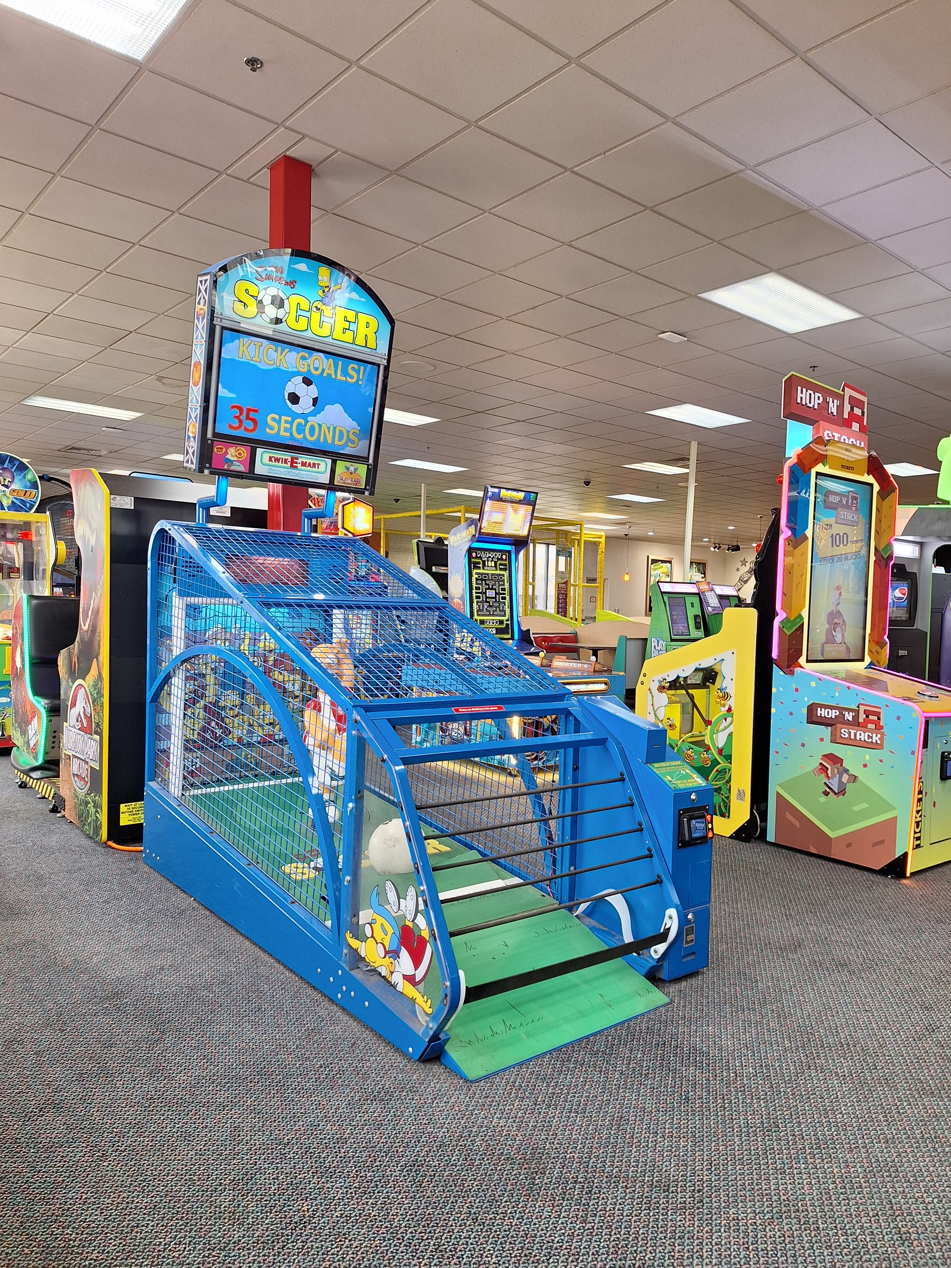 Chuck E. Cheese photo 5