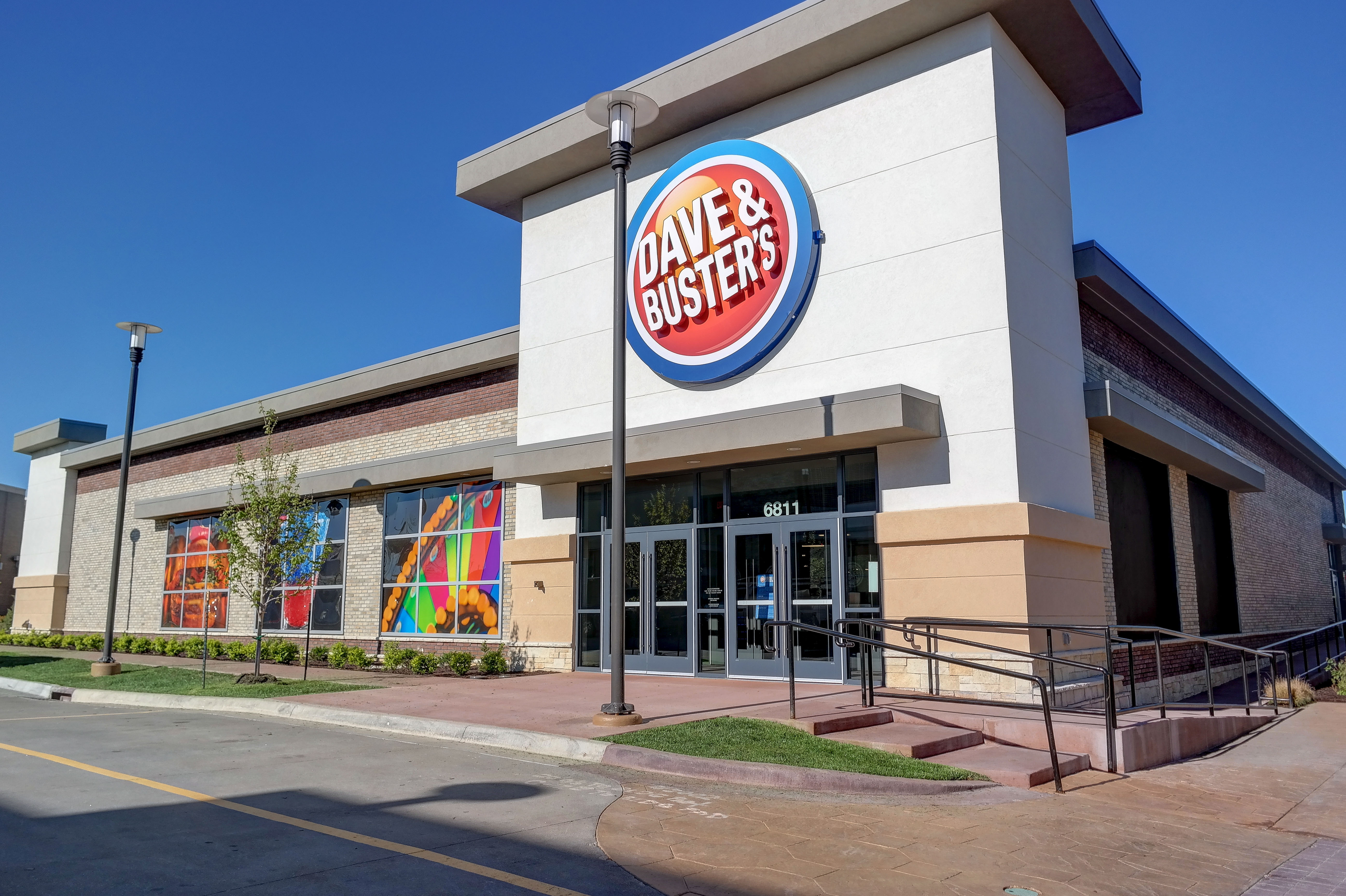 Dave & Buster's Overland Park