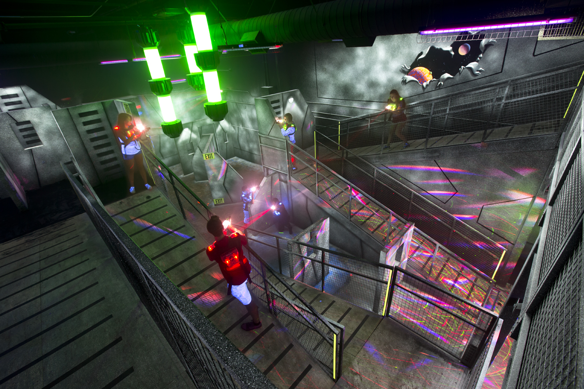 Lazertag Extreme – Arcade + 3-Story Laser Tag + Pixel Games, STEM Activities + Cafe with Craft Beers