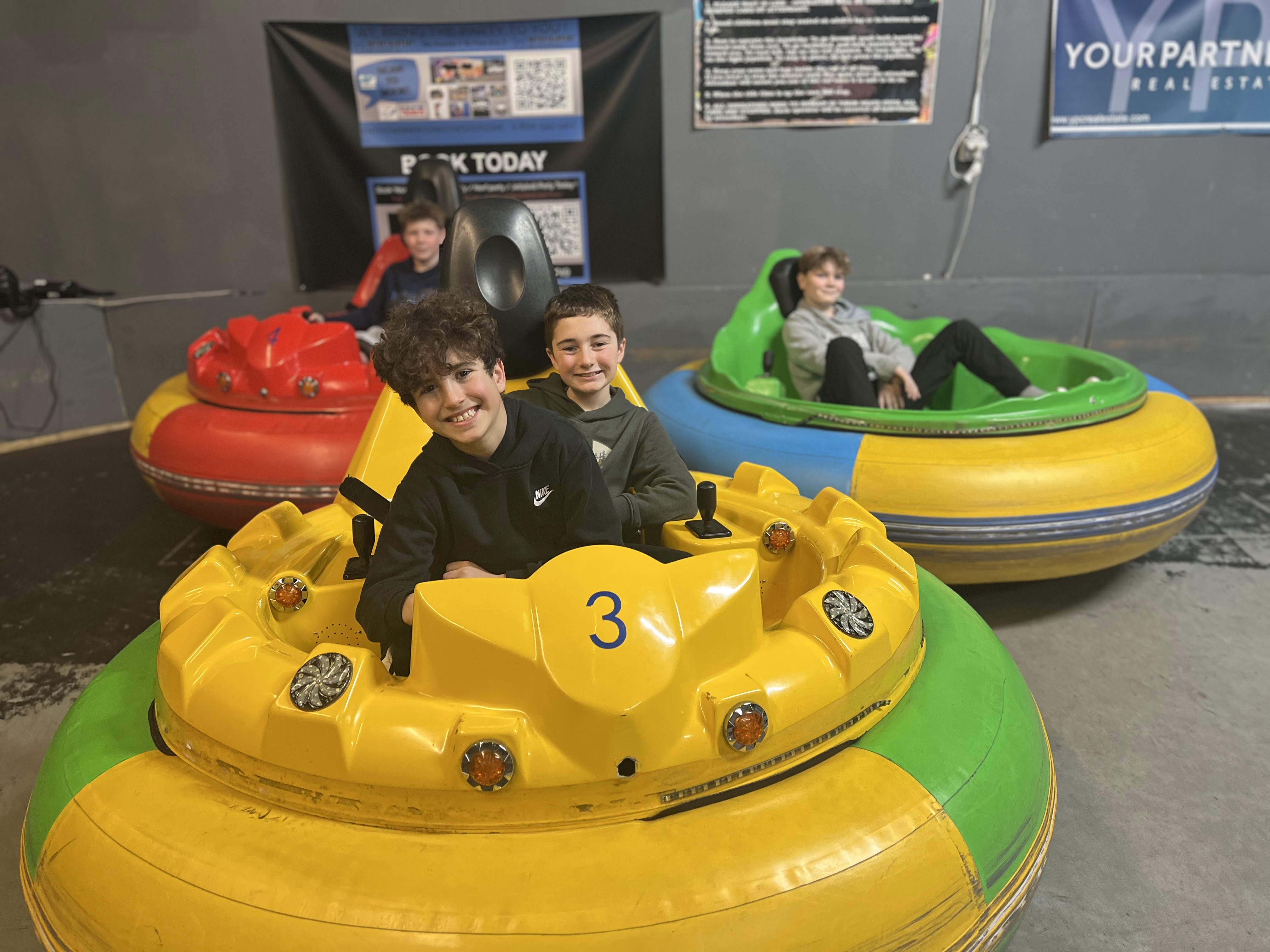 Platinum City Gaming -Bar-Gaming Lounge- Arcade- Nerf Arena-Gellyball-Smash Room -Rage Room-Basketball photo 4